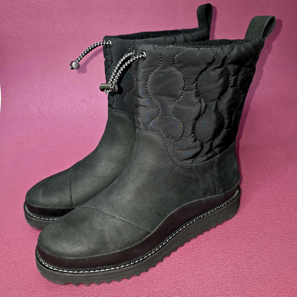Toms, Woman's Black Quilted Winter Boots